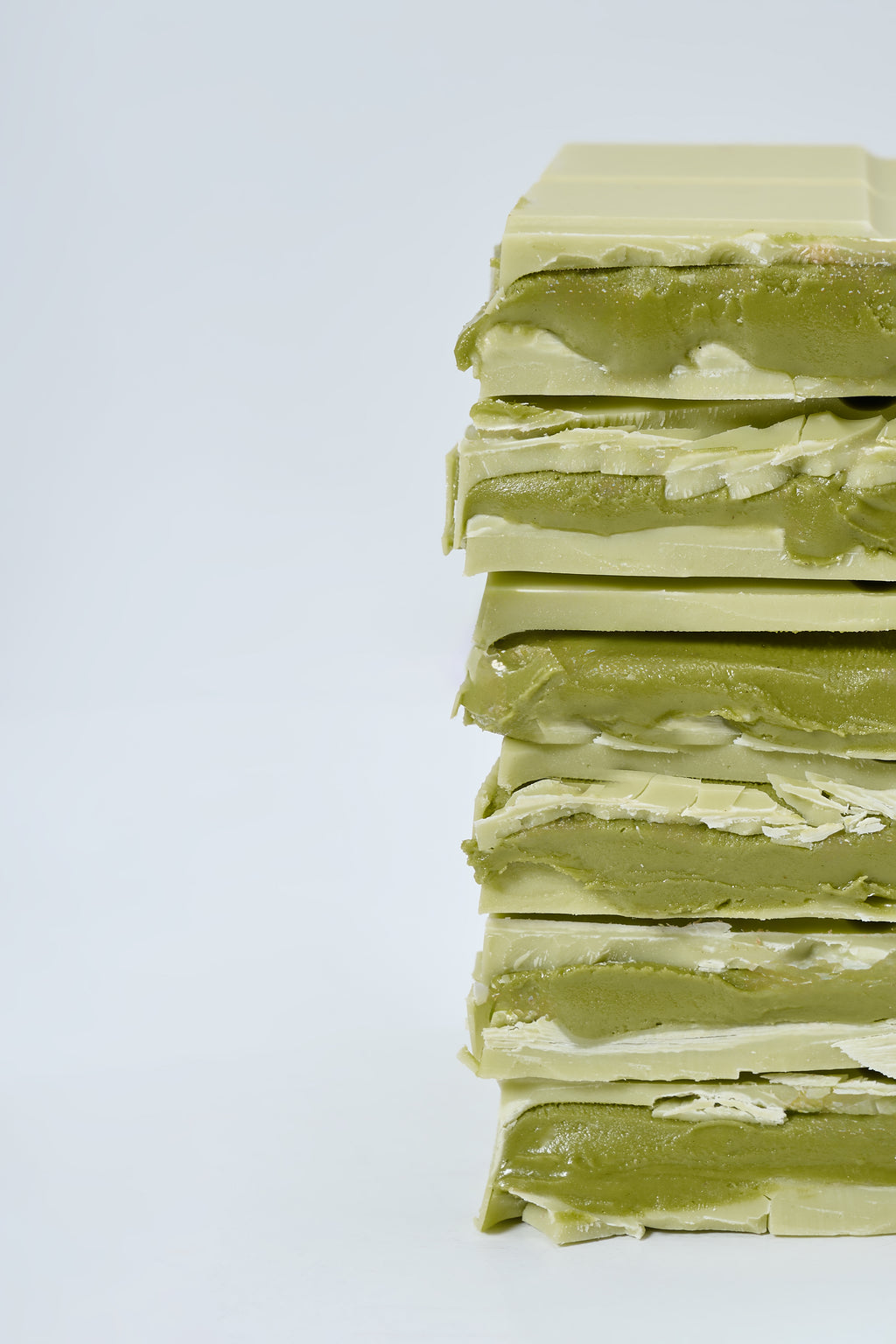 PISTACHIO PECAN CHOCOLATE BAR