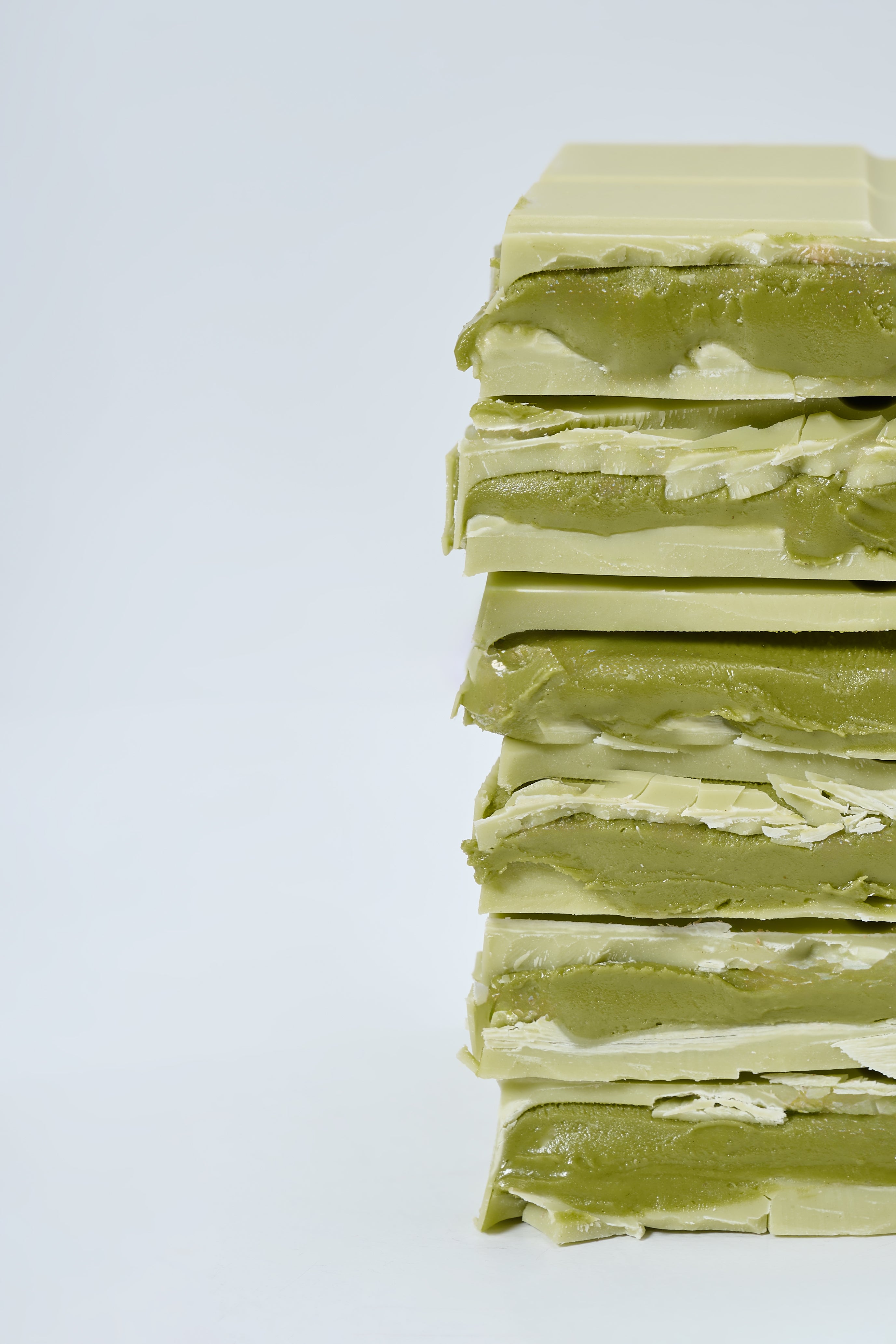 PISTACHIO PECAN CHOCOLATE BAR